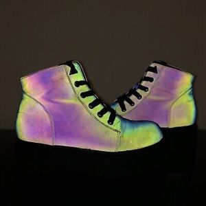 YRU Slate Reflective Boots - Women’s 9